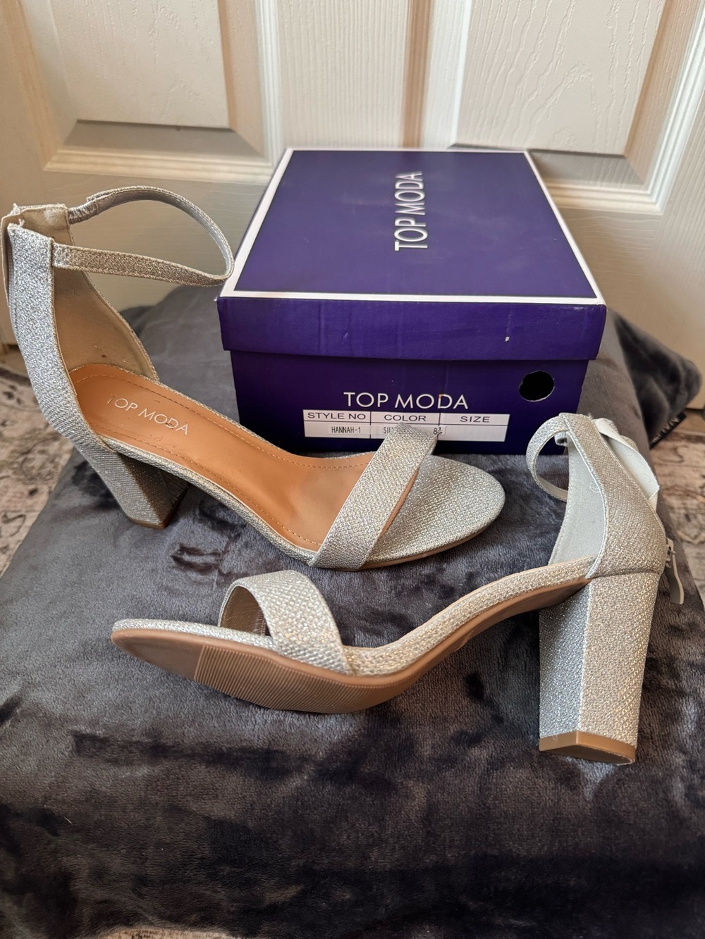 TOP Moda Silver Glitter Block Heel Sandals